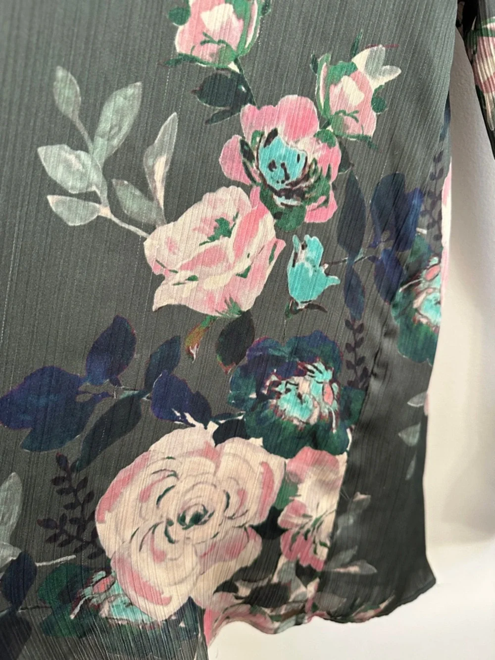 Zara Green Floral Relaxed-Fit Blouse with Pink Accents - Picture 4 of 7